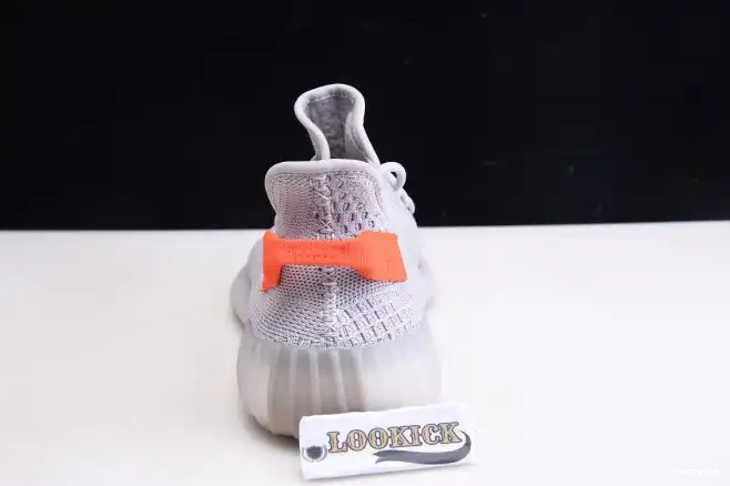 Boost Tail Light Yeezy V2 Adidas FX9017 350 0704